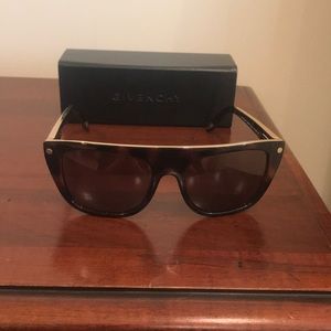 Givenchy Sunglasses!